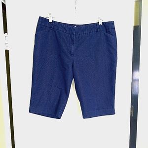 7th Avenue New York & Company size 14 Bermuda shorts